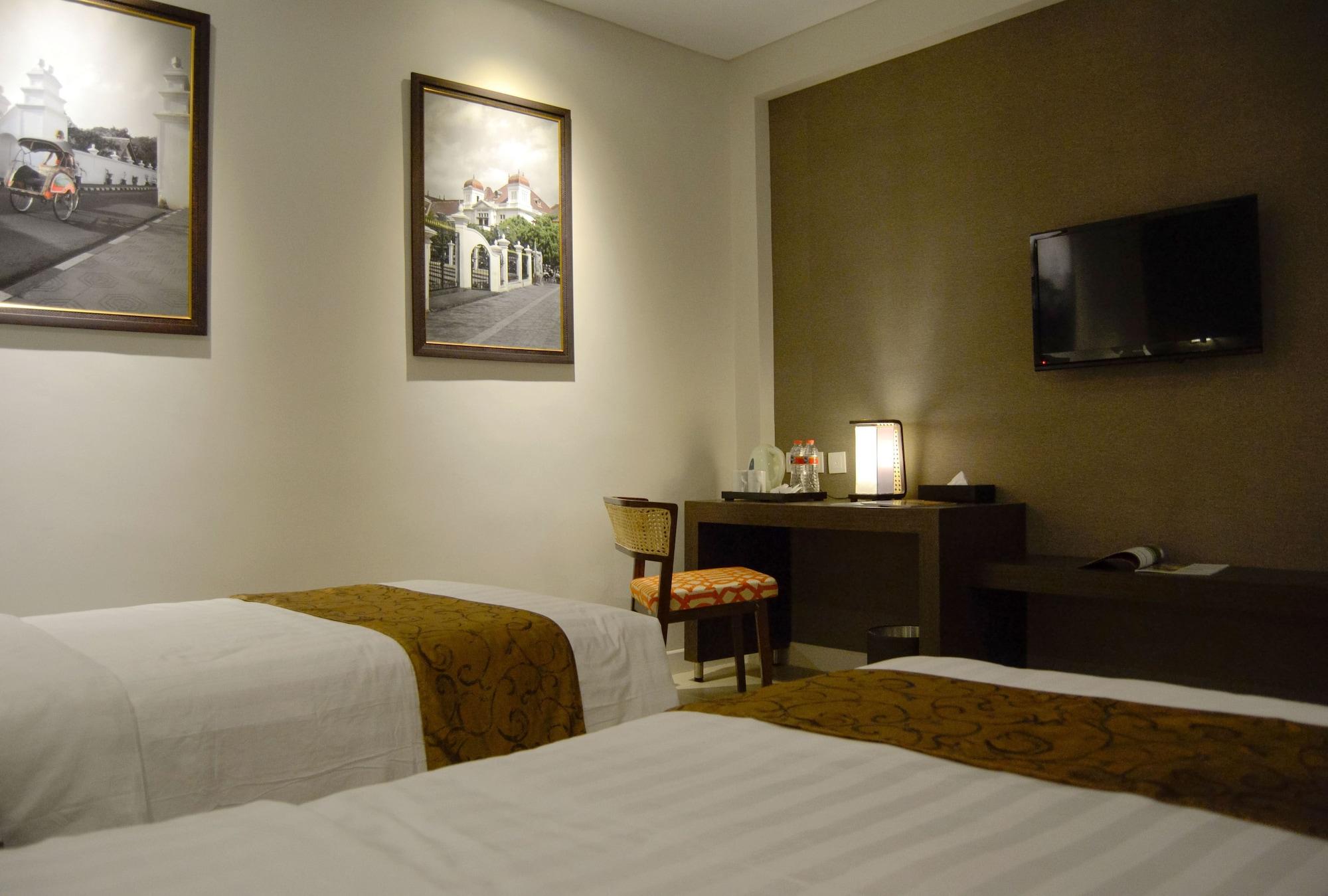 Tasneem Hotel Malioboro Yogyakarta Exterior photo